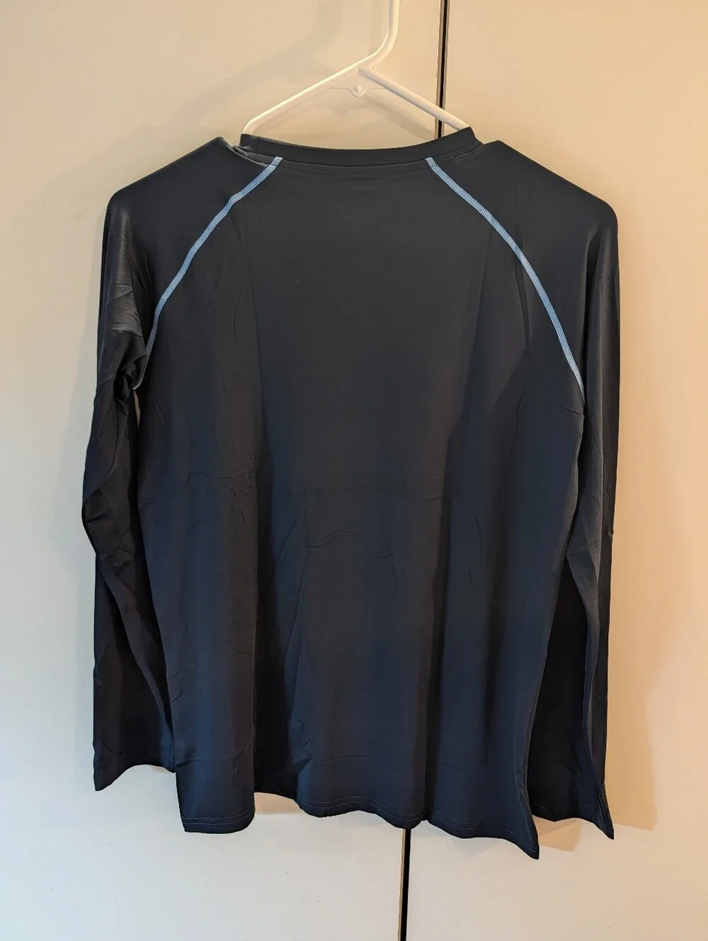 Brisira Boys 14/16 Navy Long-Sleeve Performance Shirt/ Blue Contrast Panel NWT